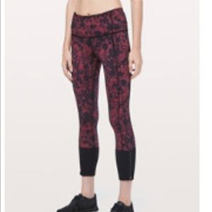 Lululemon REBEL RUNNER CROP tights Size 4